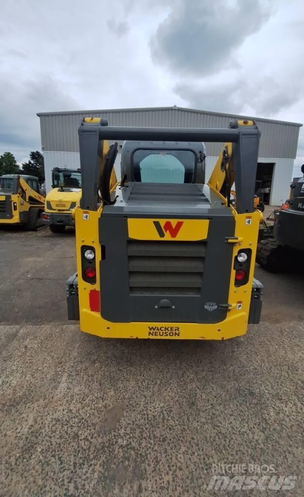 Wacker Neuson ST 31 Liukuohjatut kuormaajat