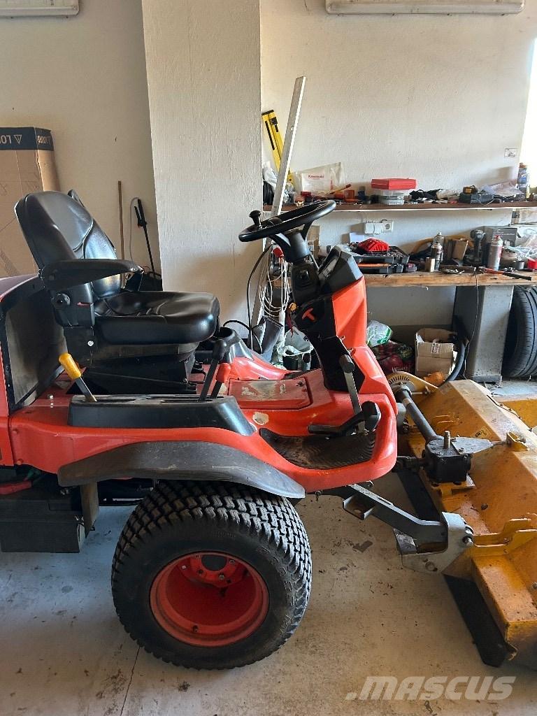 Kubota F 251 Pyörillä varustetut leikkurit