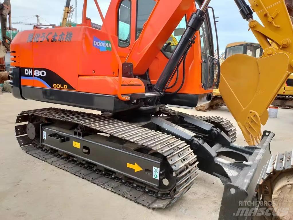 Doosan DH 80 Midikaivukoneet 7t - 12t