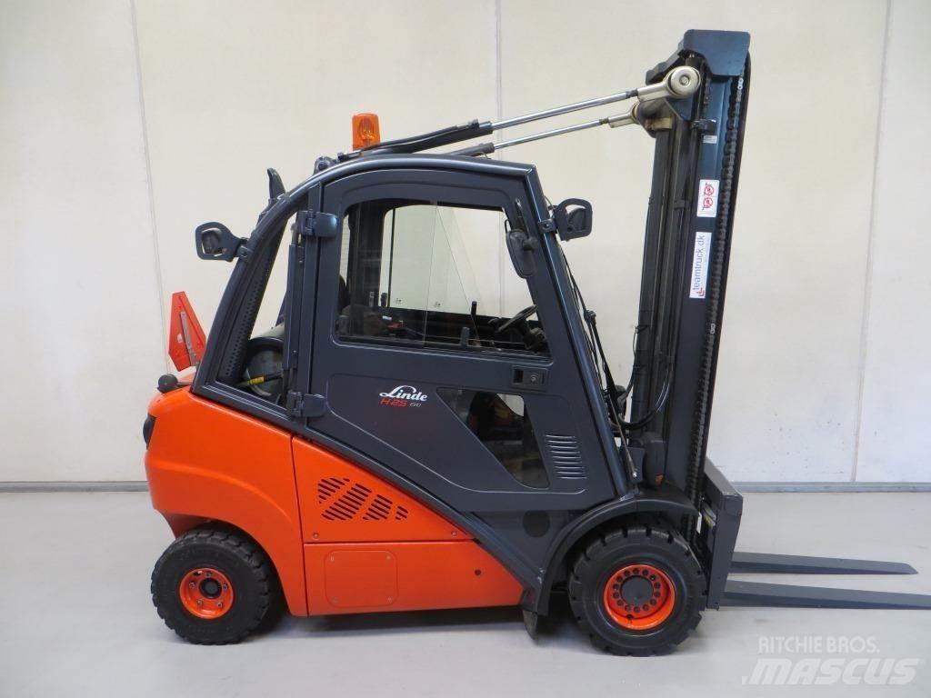 Linde H25T Nestekaasutrukit