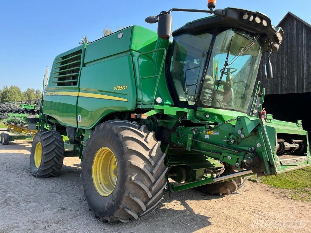 John Deere W 650 i Leikkuupuimurit
