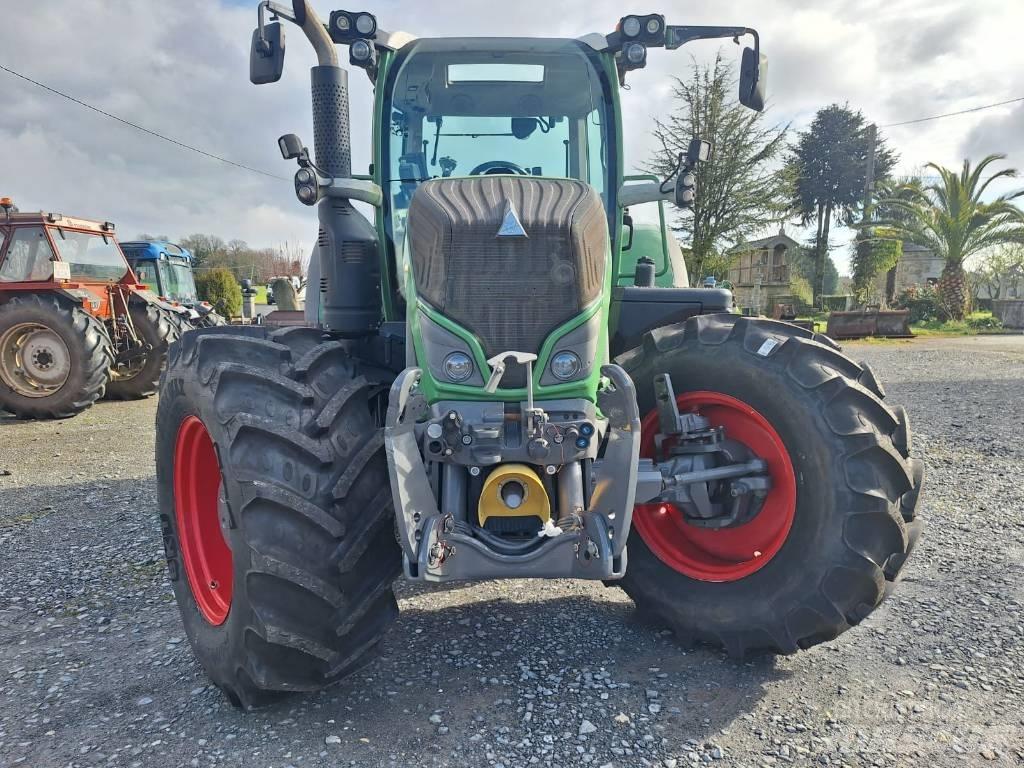 Fendt 716 Traktorit