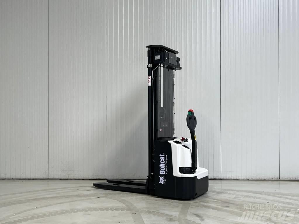Bobcat BSL16N-7 Käyden ajettavat pinoamistrukit