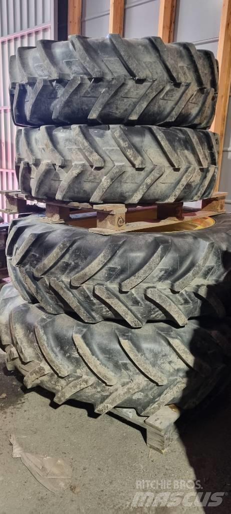 Michelin 420/85R38 Renkaat ja vanteet