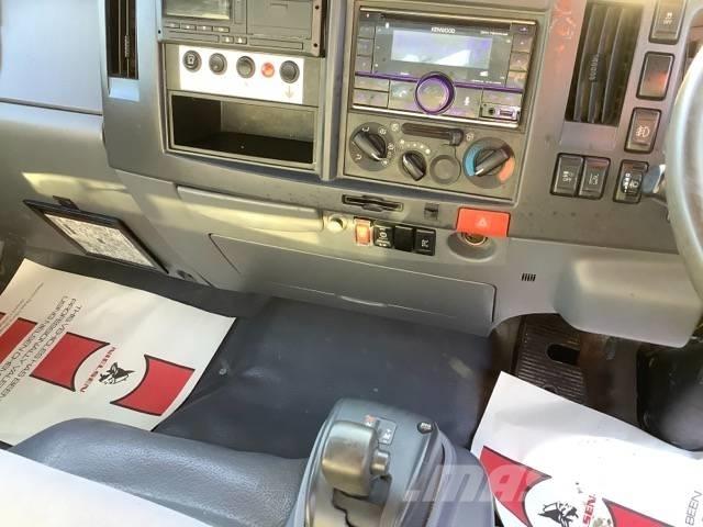 Isuzu N 75.150 Sora- ja kippiautot
