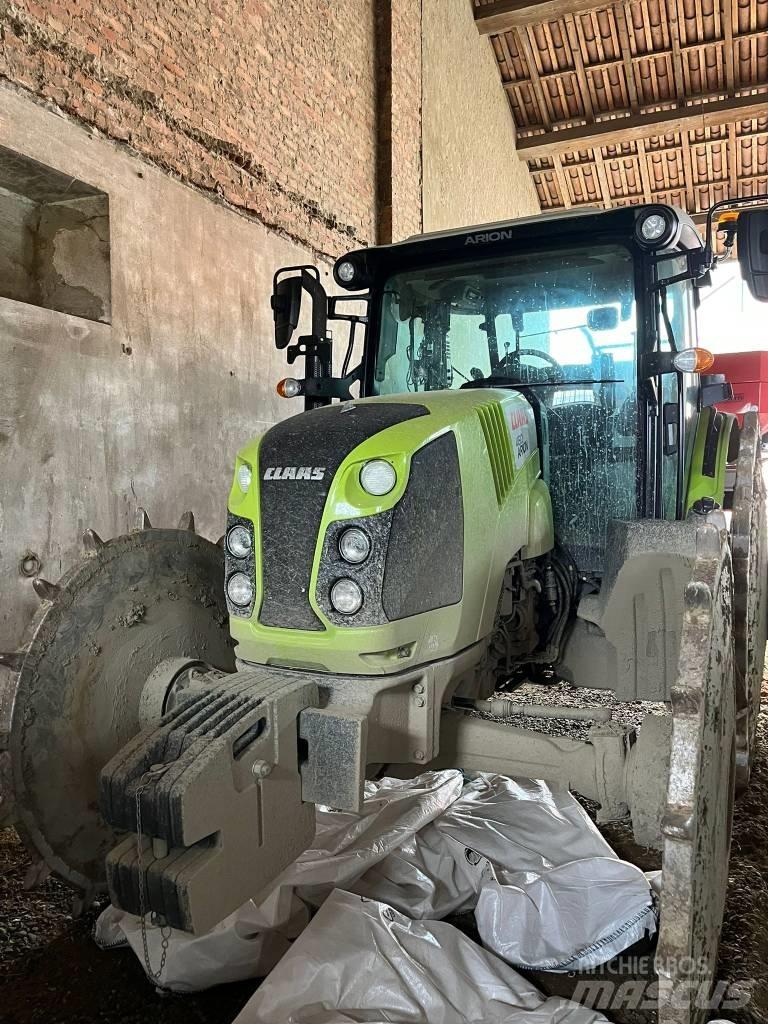 CLAAS Arion 460 Traktorit