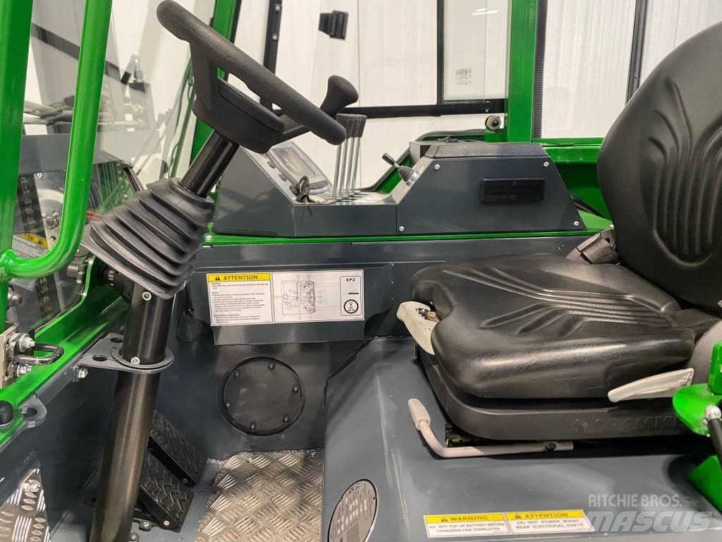 Combilift CBE2500 Nelitietrukit