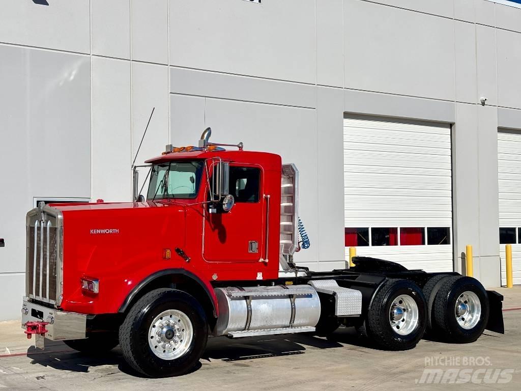 Kenworth T 800 Vetopöytäautot