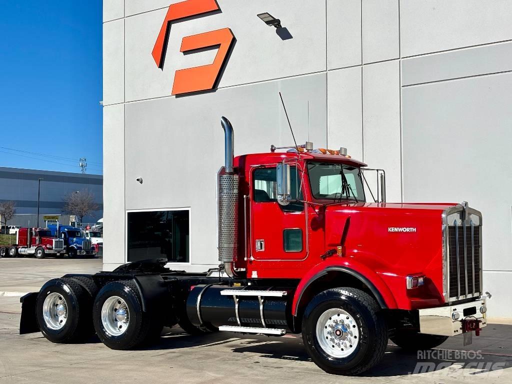 Kenworth T 800 Vetopöytäautot