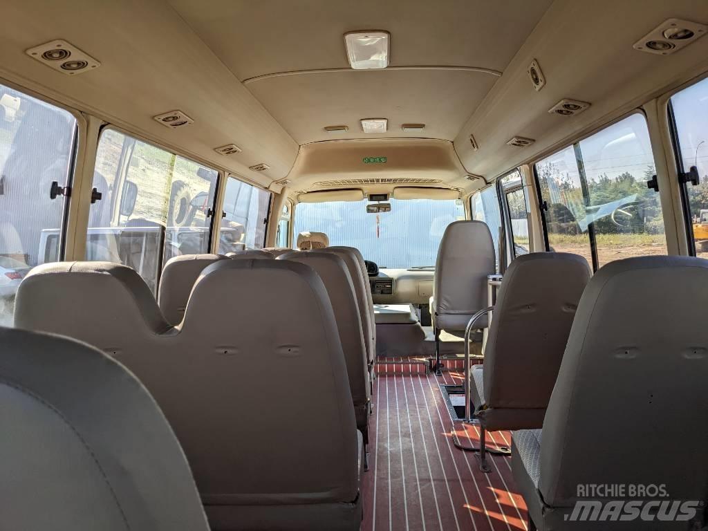 Toyota Coaster Bus Minibussit