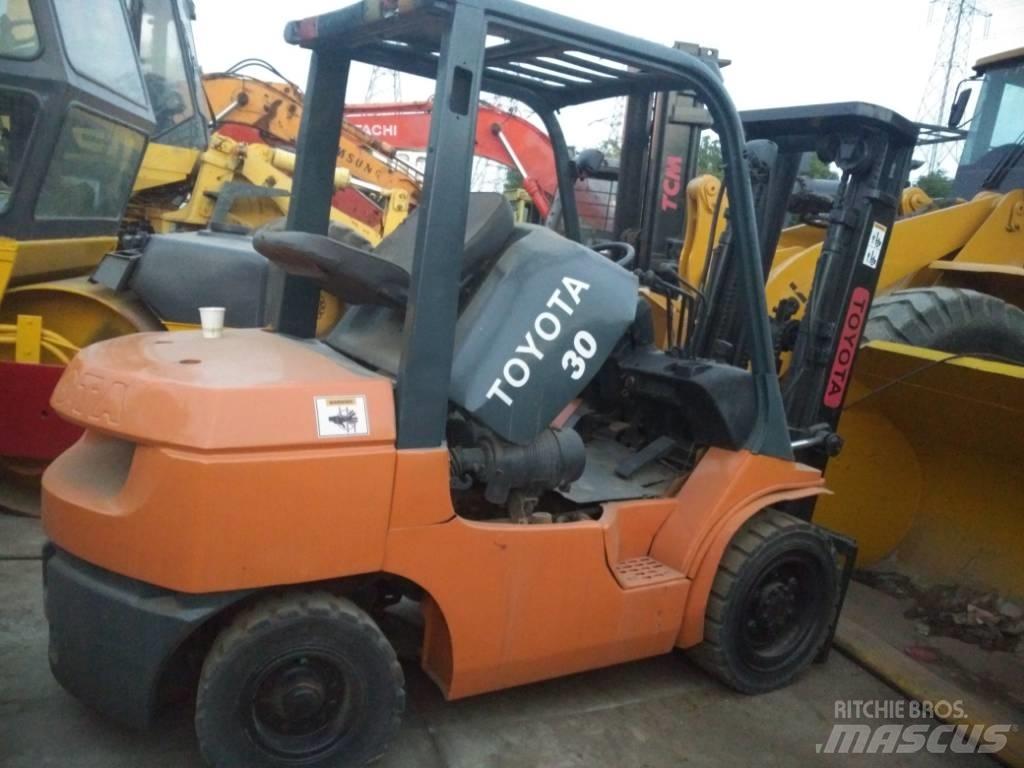 Toyota FD 30 Dieseltrukit