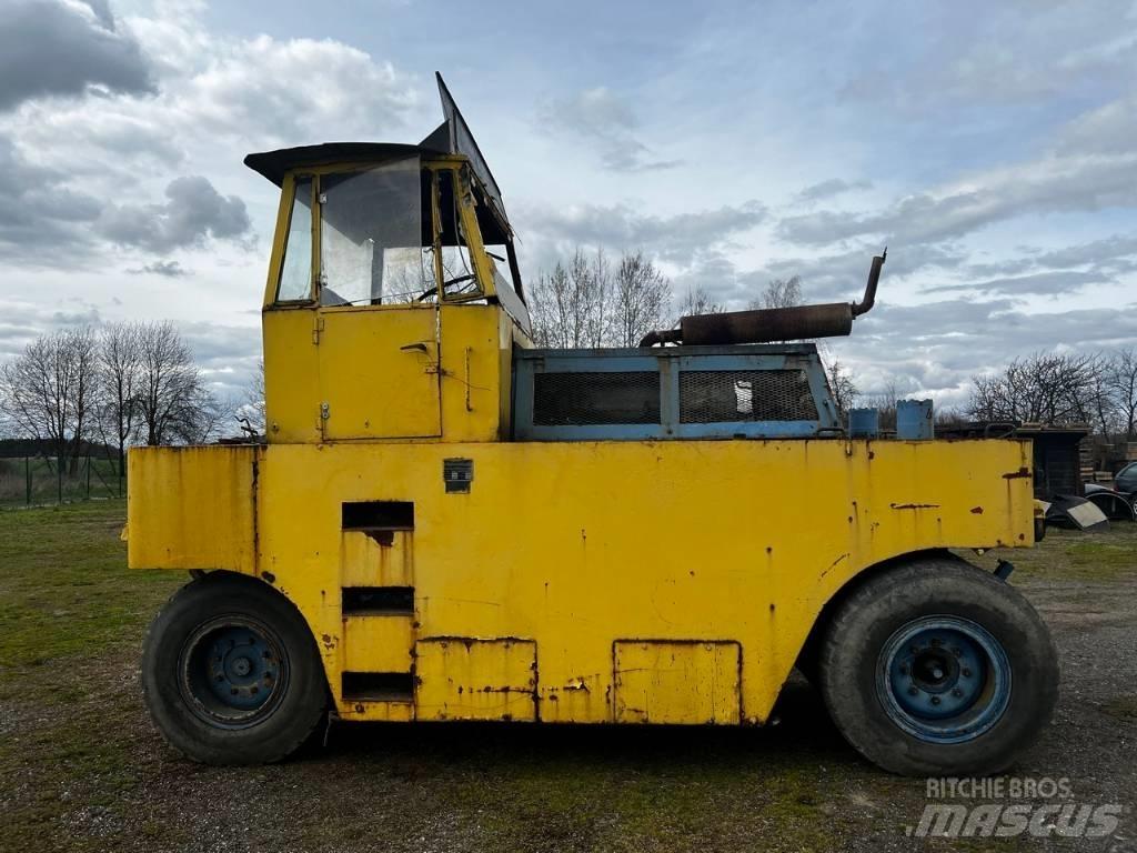 Hamm GRW 10 Kumipyöräjyrät