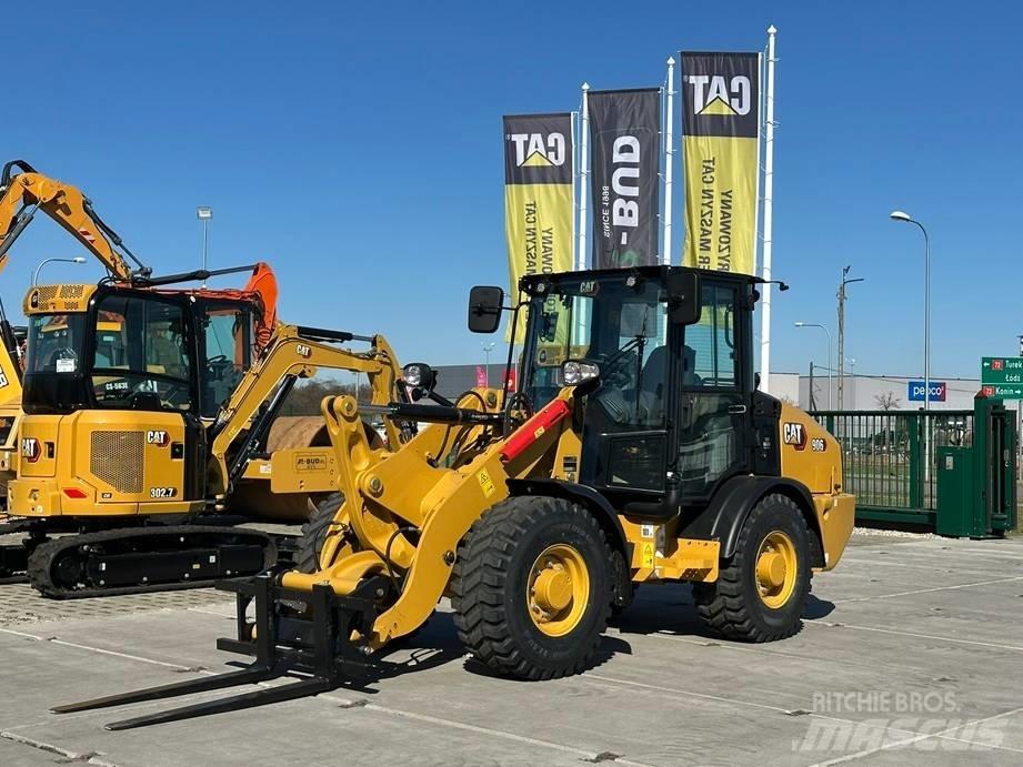 CAT 906 Pyöräkuormaajat