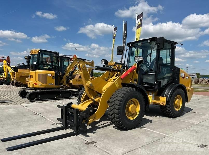 CAT 906 Pyöräkuormaajat