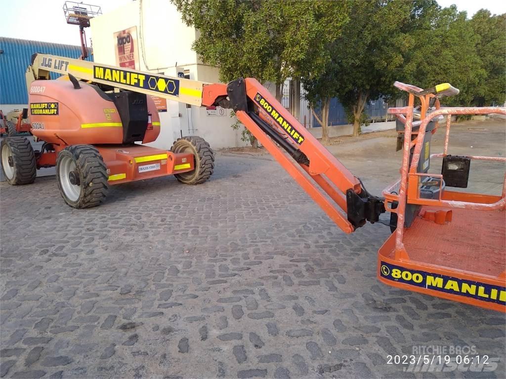 JLG 600AJ Kuukulkijat