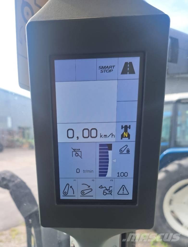 CLAAS Arion 420 Traktorit
