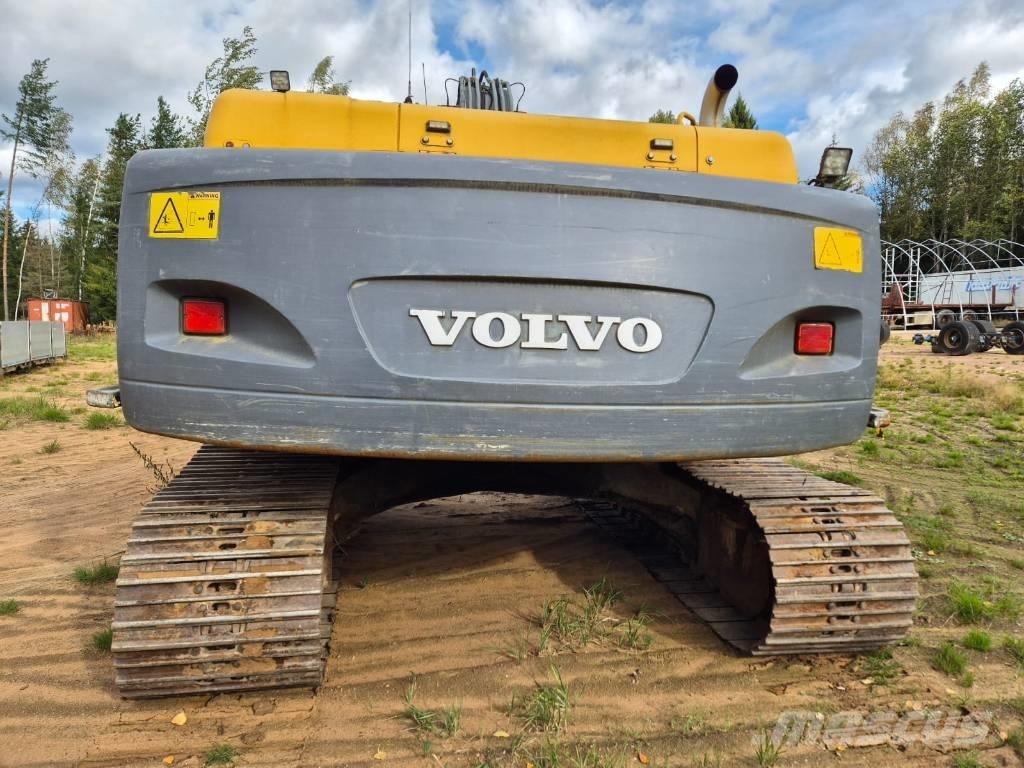 Volvo EC 240 B LC Telakaivukoneet