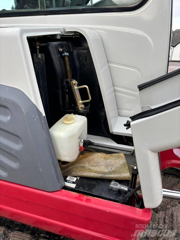 Takeuchi TB 250 Minikaivukoneet < 7t