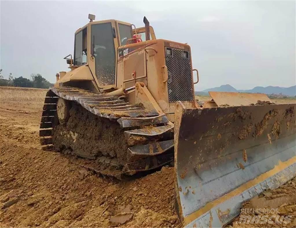 CAT D 5 N Telaketjupuskutraktorit