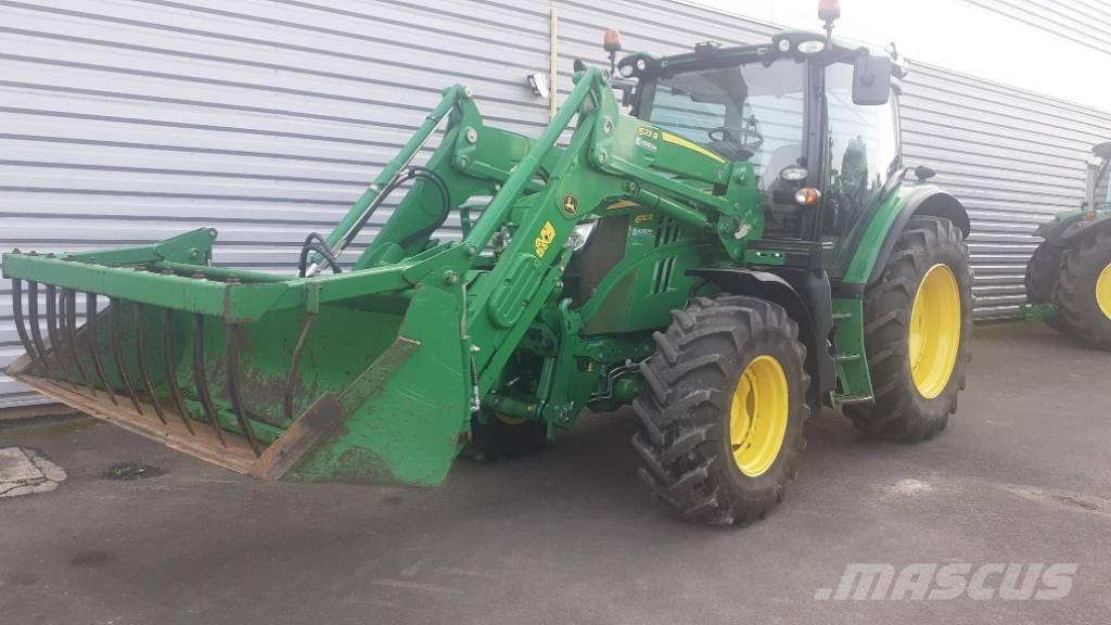 John Deere 6110 R Traktorit