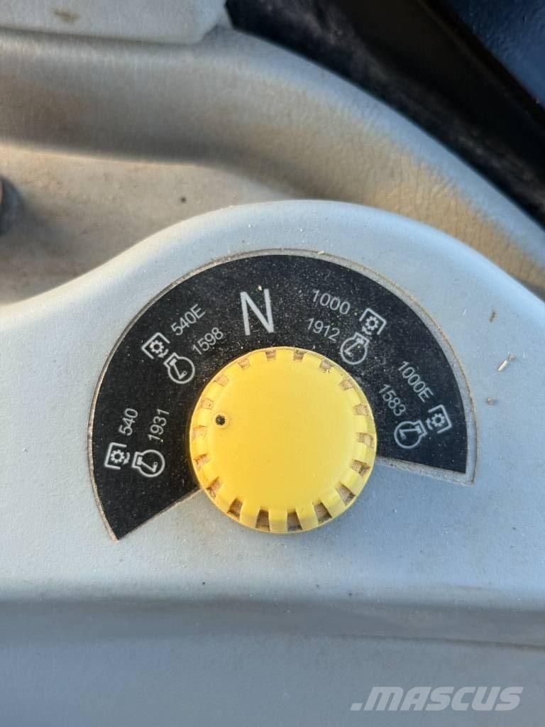 New Holland T 7.270 Traktorit