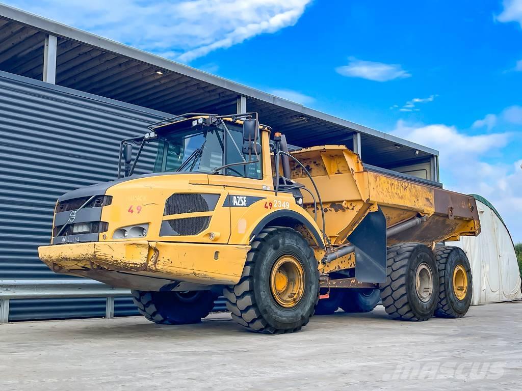 Volvo A25F Dumpperit