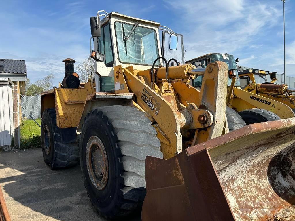 Liebherr L 551 Pyöräkuormaajat