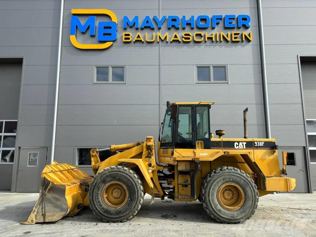 CAT 938F Pyöräkuormaajat
