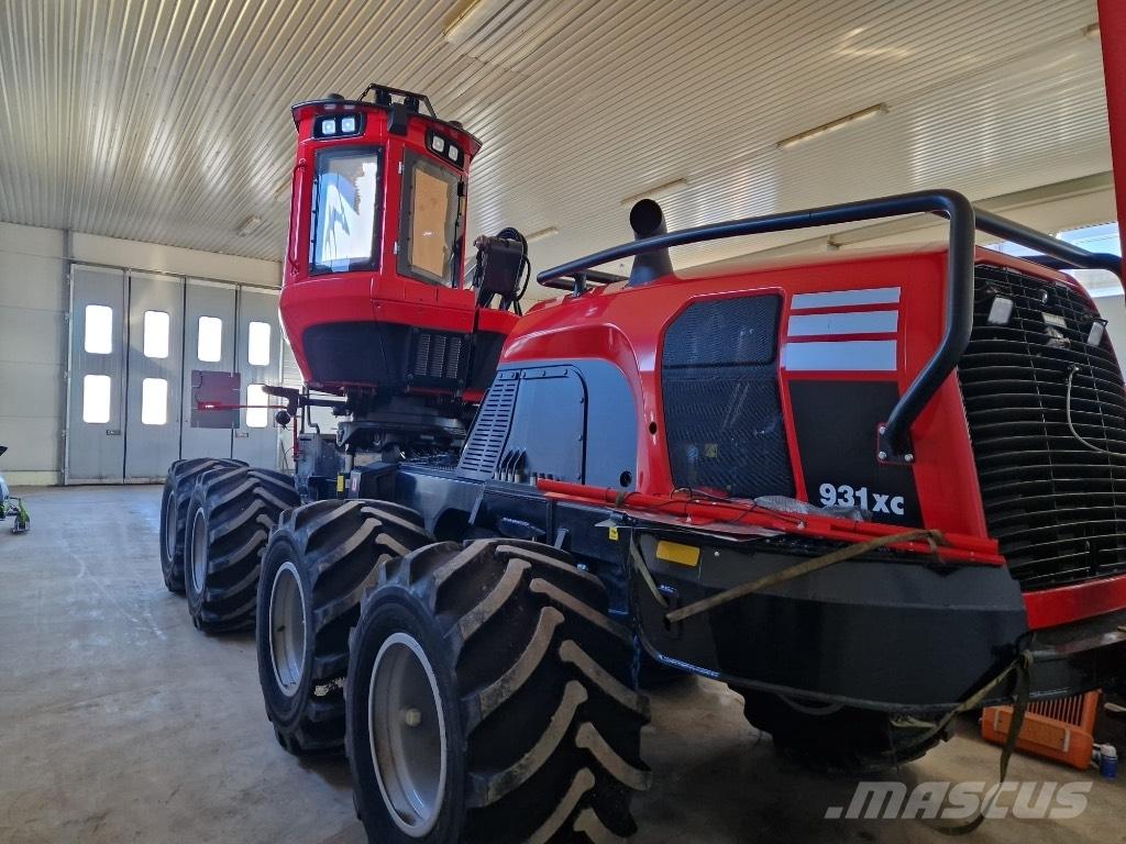 Komatsu 931 XC Harvesterit