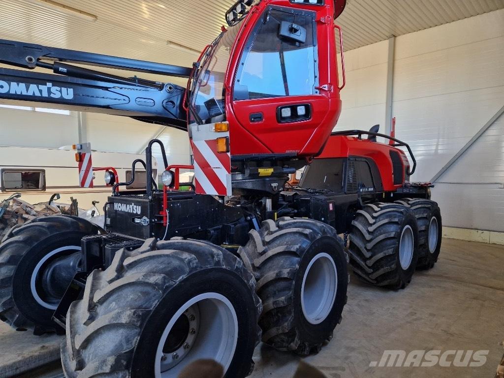 Komatsu 931 XC Harvesterit