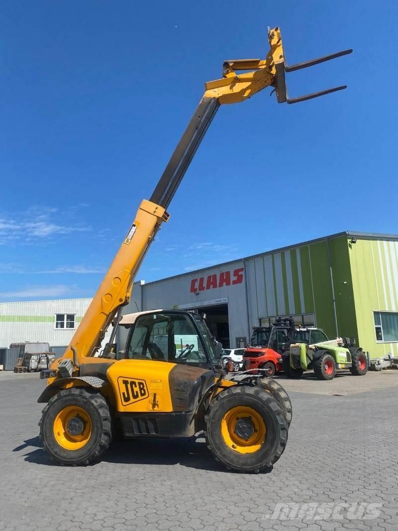 JCB 541-70 Kurottajat