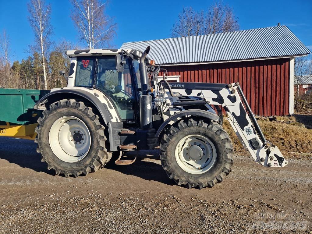Valtra N 163 Traktorit
