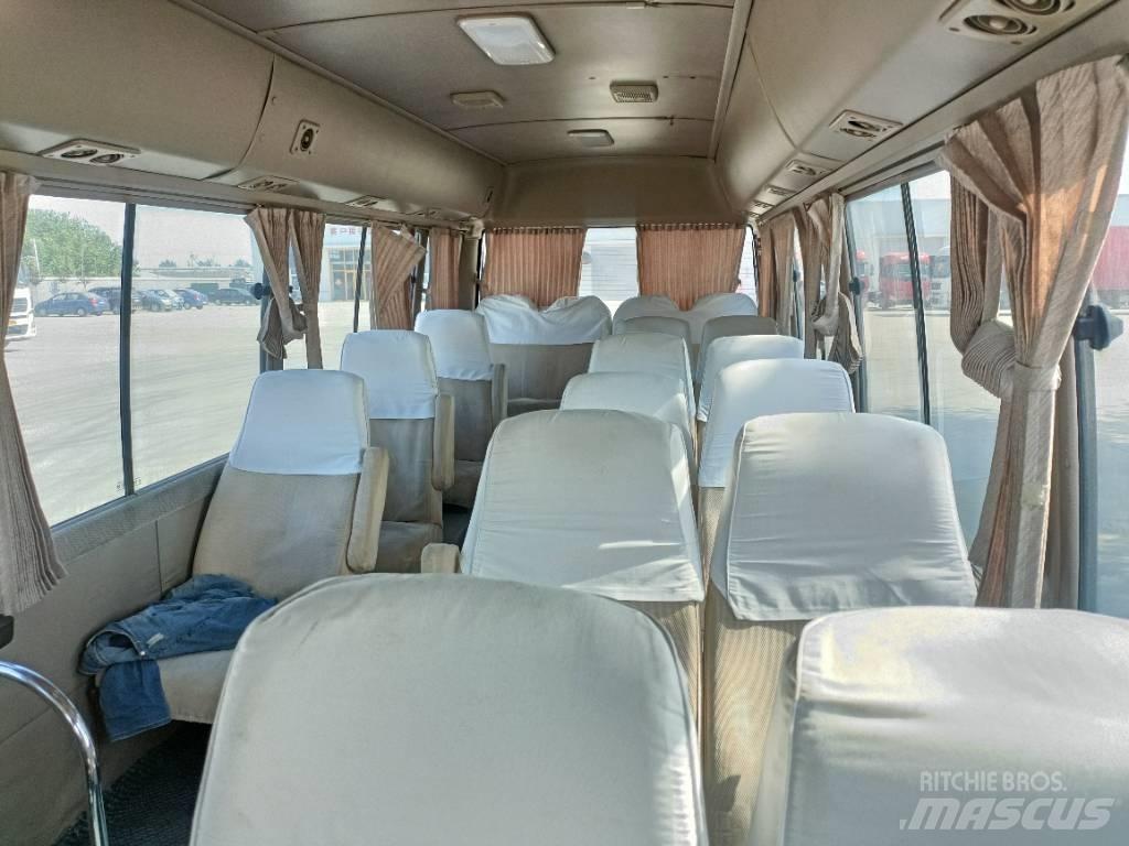Toyota Coaster Bus Minibussit
