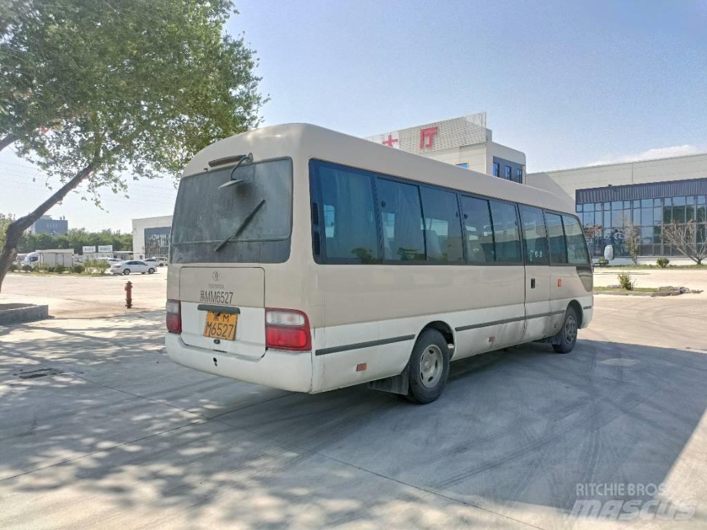 Toyota Coaster Bus Minibussit