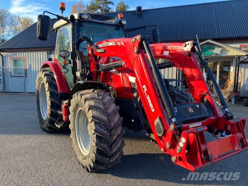Massey Ferguson 5713 Traktorit