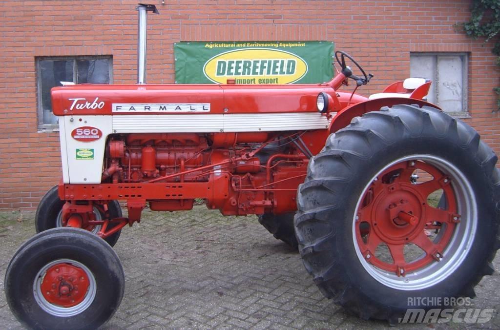 Farmall 560 Traktorit