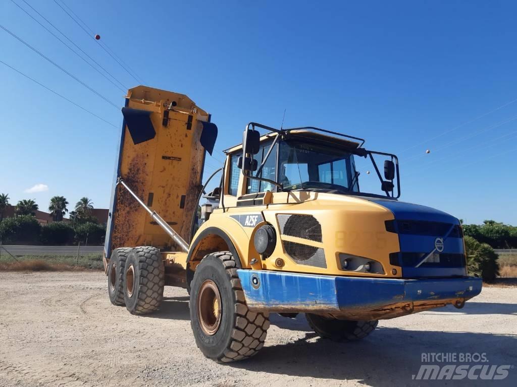 Volvo A 25 F Dumpperit