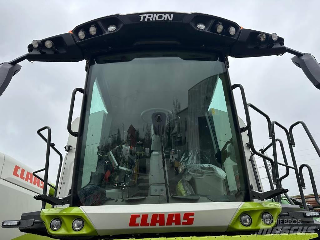 CLAAS Trion 530 Leikkuupuimurit