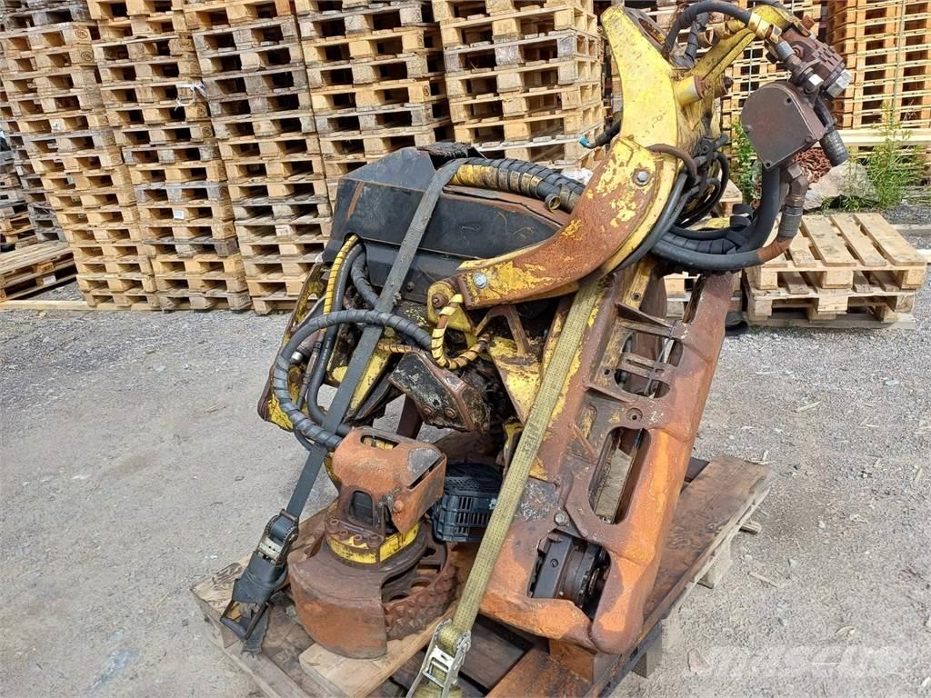 John Deere 480 Hakkuupäät