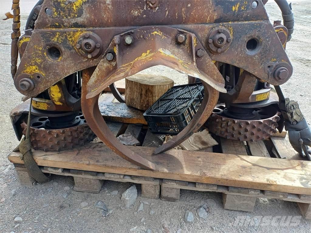 John Deere 480 Hakkuupäät