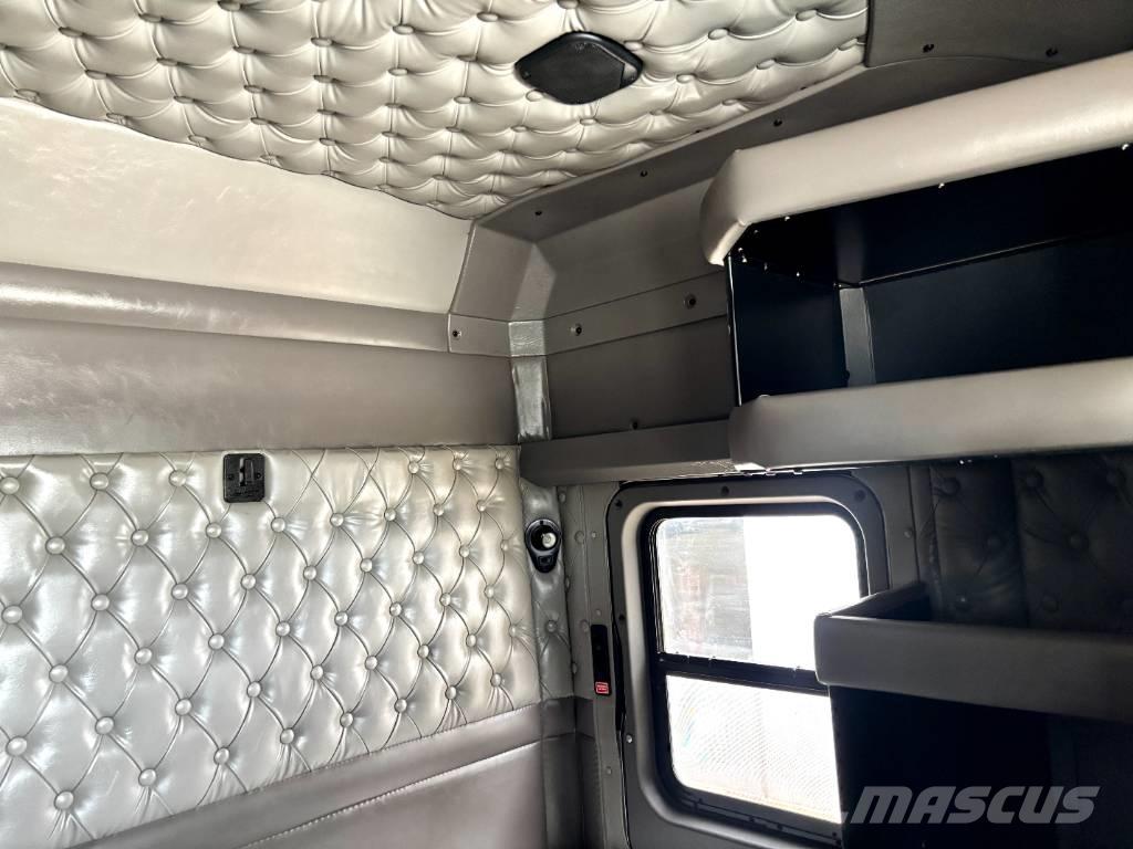 Kenworth T 800 Vetopöytäautot