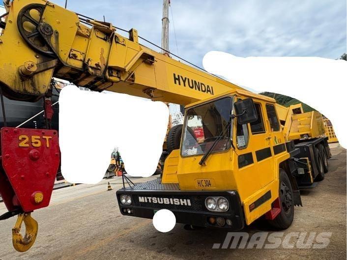 Hyundai HC 25 Tela-alustaiset nosturit