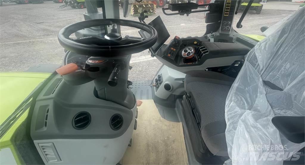 CLAAS AXION 960 TT Traktorit