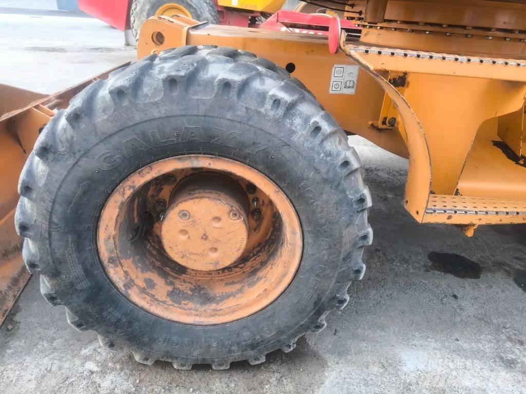 Case IH WX 145 Pyöräkaivukoneet