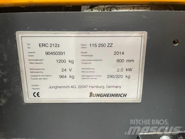Jungheinrich ERC 212 Käyden ajettavat pinoamistrukit