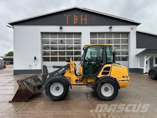 Volvo L 25 F Pyöräkuormaajat