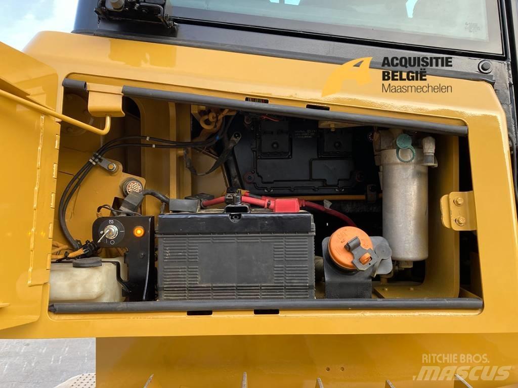 CAT D 6 K 2 LGP Telaketjupuskutraktorit