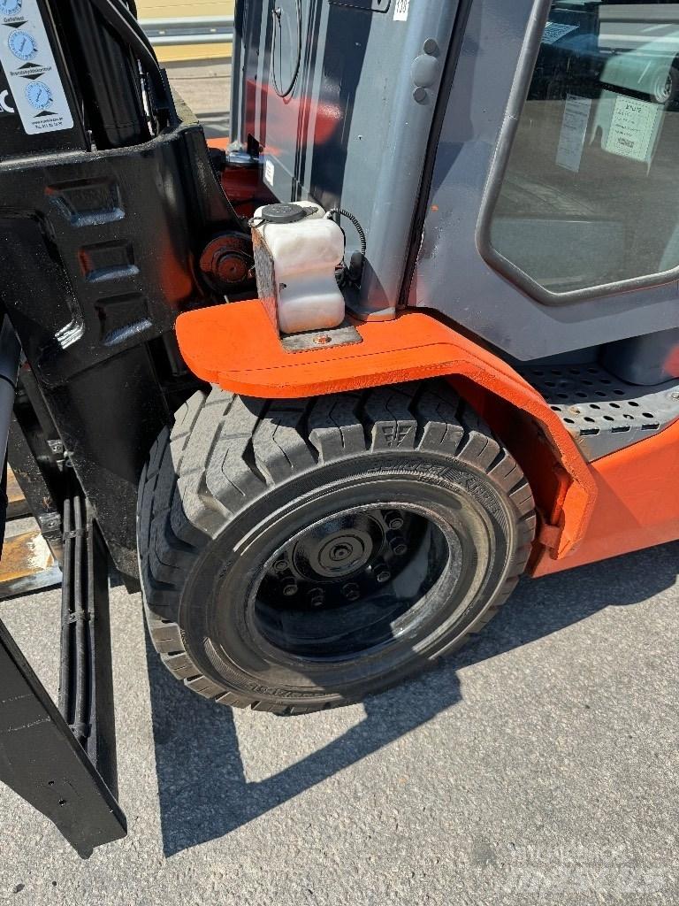 Toyota 8FBMT50 Sähkötrukit