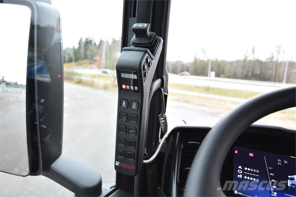 Scania P420 6X2 Koukkulava kuorma-autot