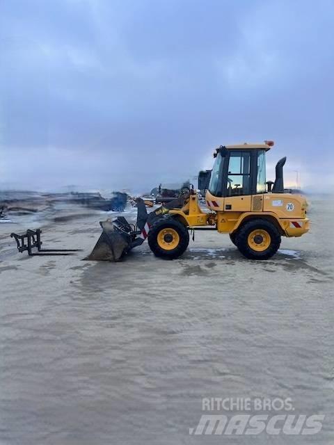 Volvo L 30 G Pyöräkuormaajat